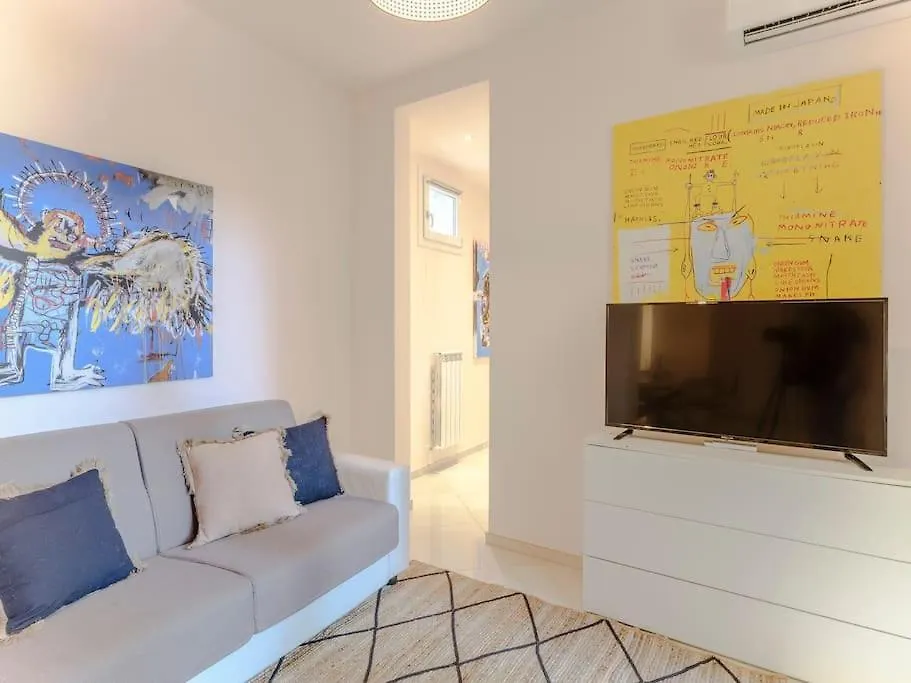 Indipendenza Cozy Apartment With Private Garden Флоренция 0*,