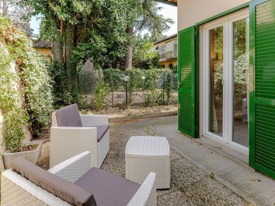 Indipendenza Cozy Apartment With Private Garden Флоренция